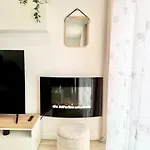 Lägenhet The Modern Cocoon - Novo De 2 Quartos *